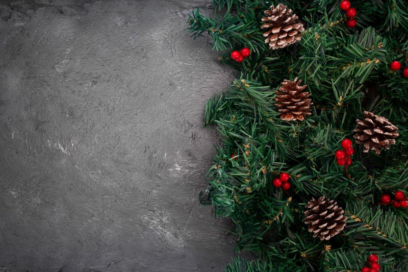 16. How to Choose the Perfect Artificial Christmas Tree for Your Home This Holiday Season