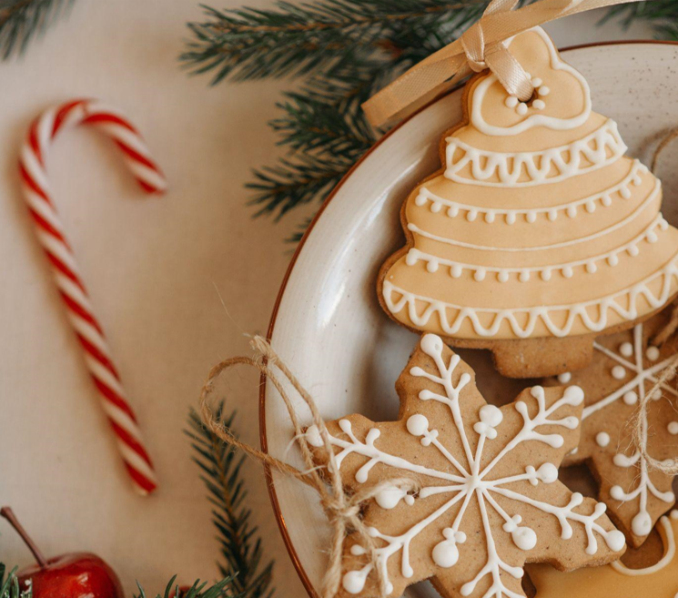 Simplify Your Holidays with Artificial Christmas Trees and an Impromptu Potluck